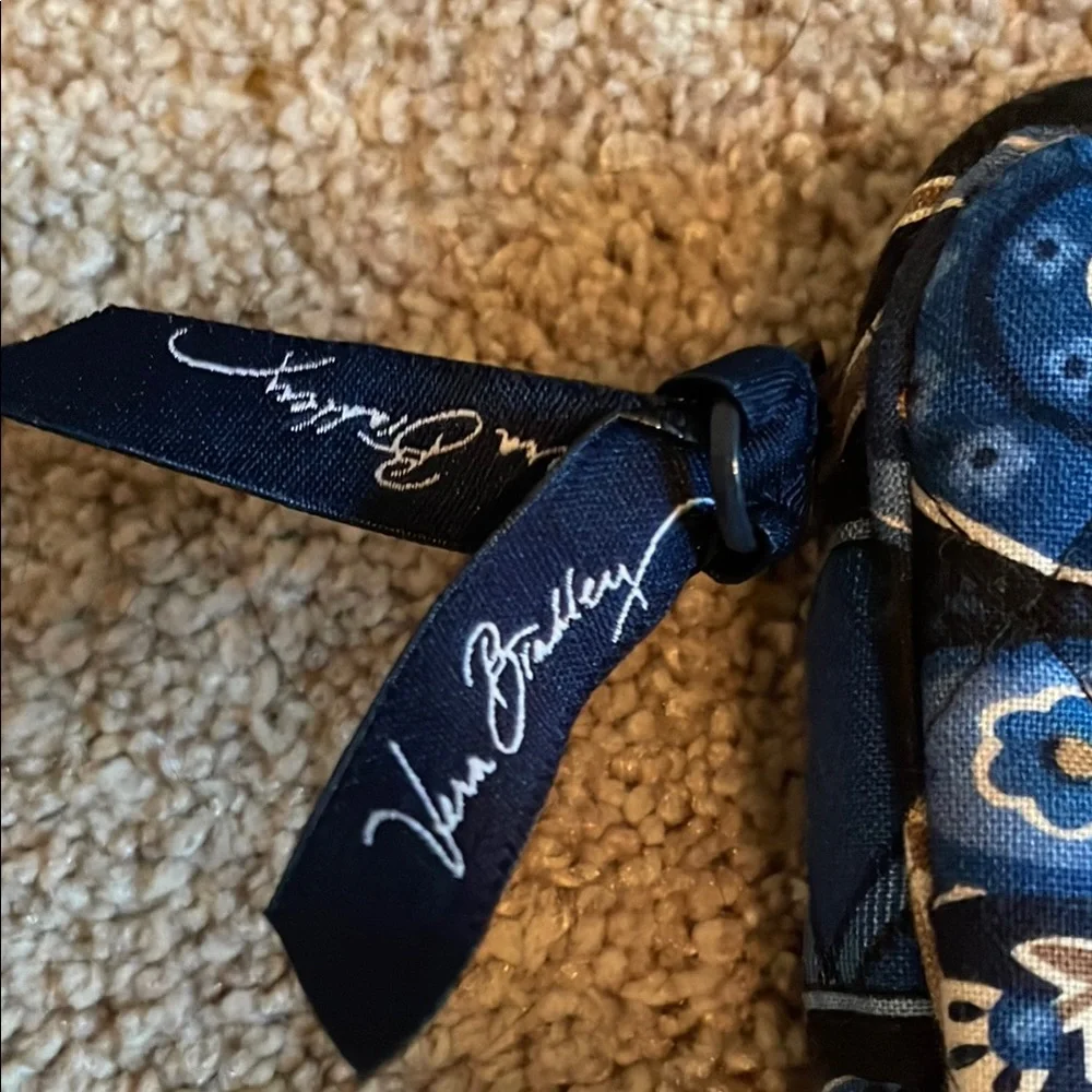 Vera Bradley Windsor Blue and Black Paisley Clutch with Wrist Strap - Picture 3 of 7